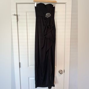 BCBG Maxazria Black Formal Dress Size 0